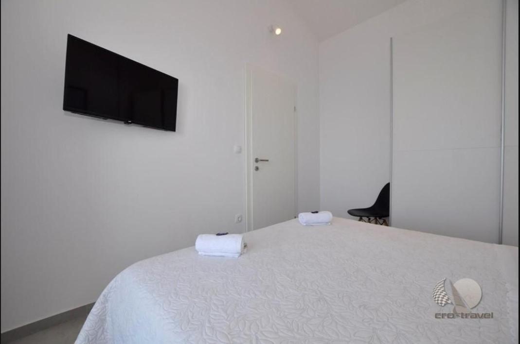 Apartmani Miranda Drasnice Exterior foto